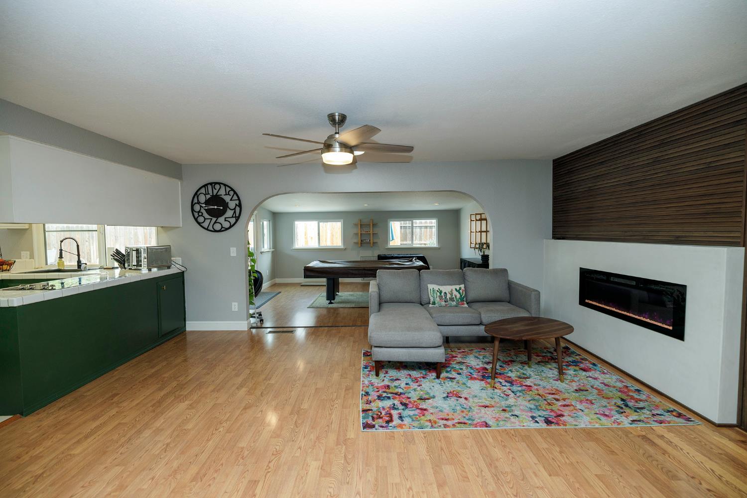 3012 Guinevere Ln, Modesto, CA 95350