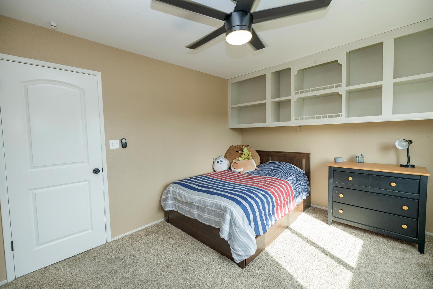 3012 Guinevere Ln, Modesto, CA 95350