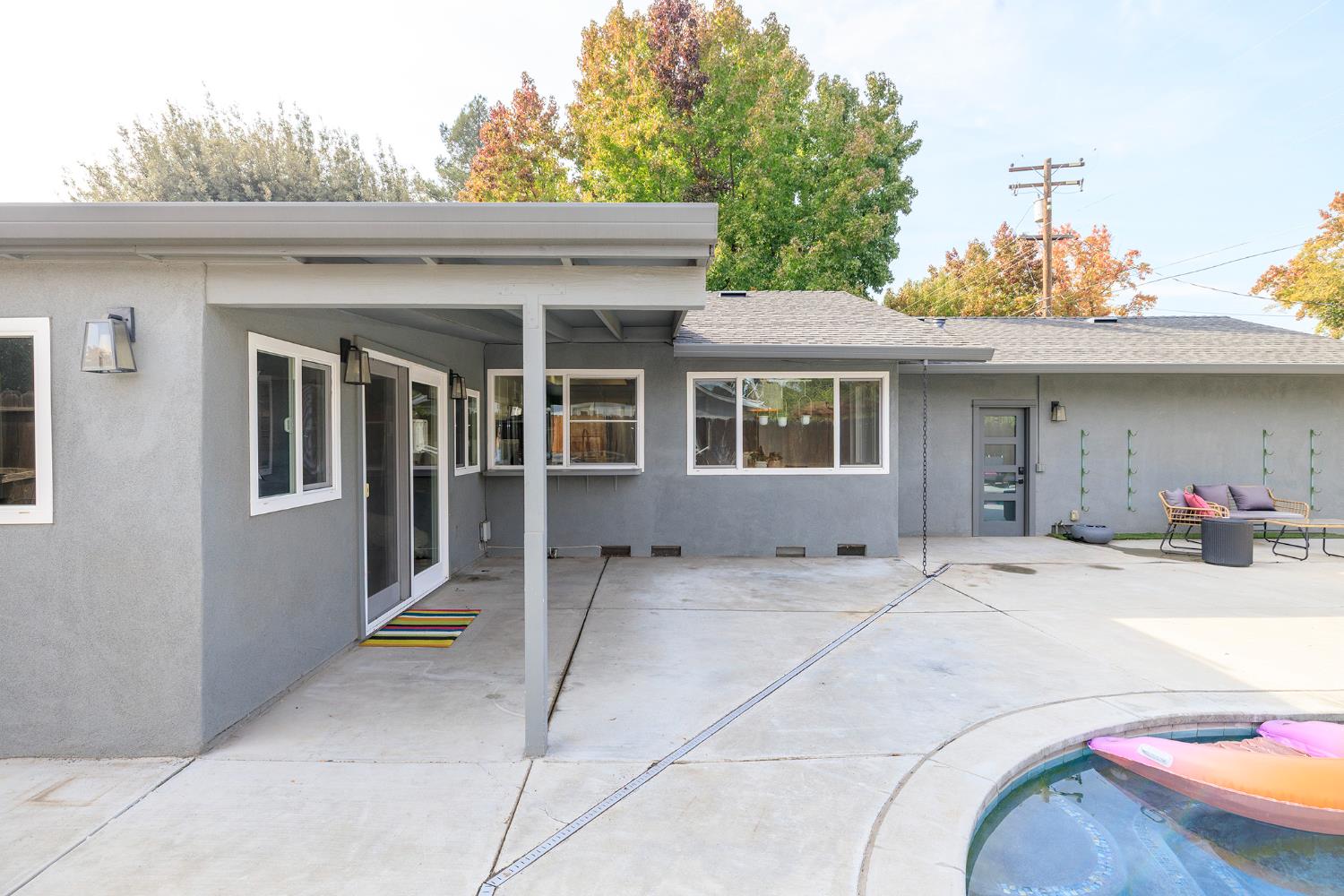 3012 Guinevere Ln, Modesto, CA 95350