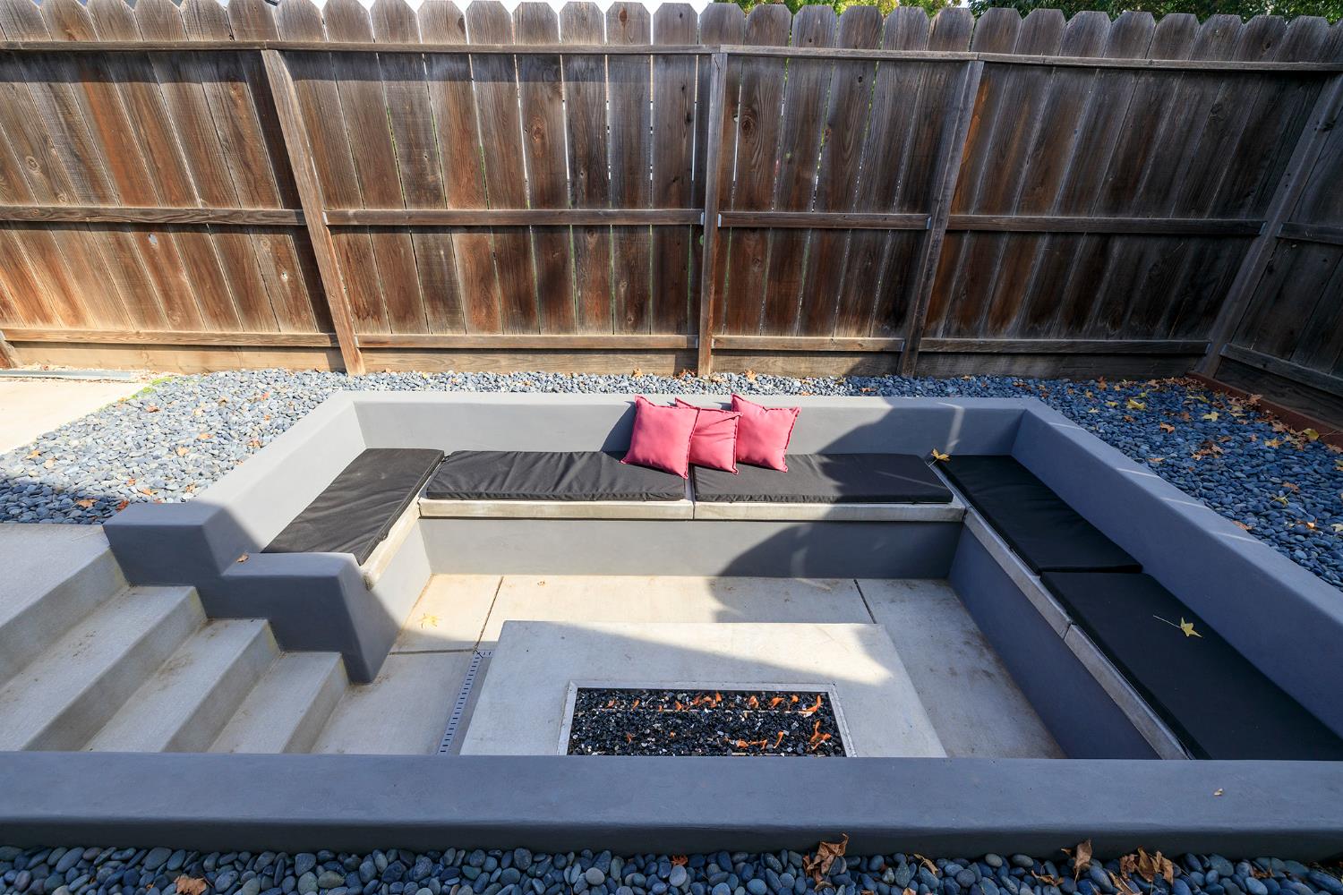 3012 Guinevere Ln, Modesto, CA 95350