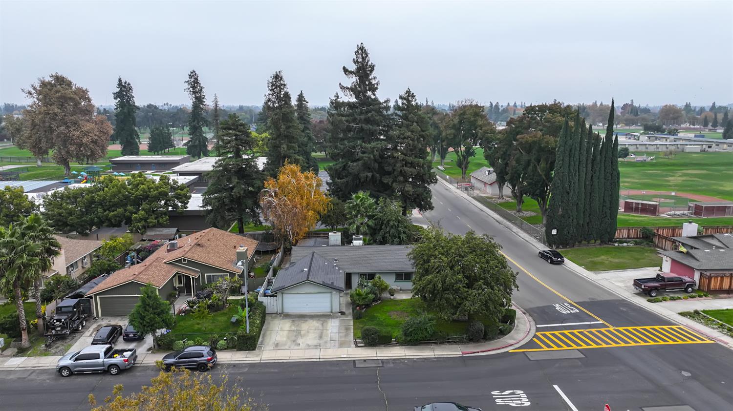 786 Canterbury Way, Manteca, CA 95336