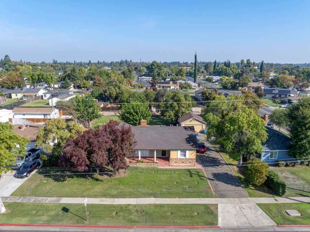 651 E 21st St, Merced, CA 95340