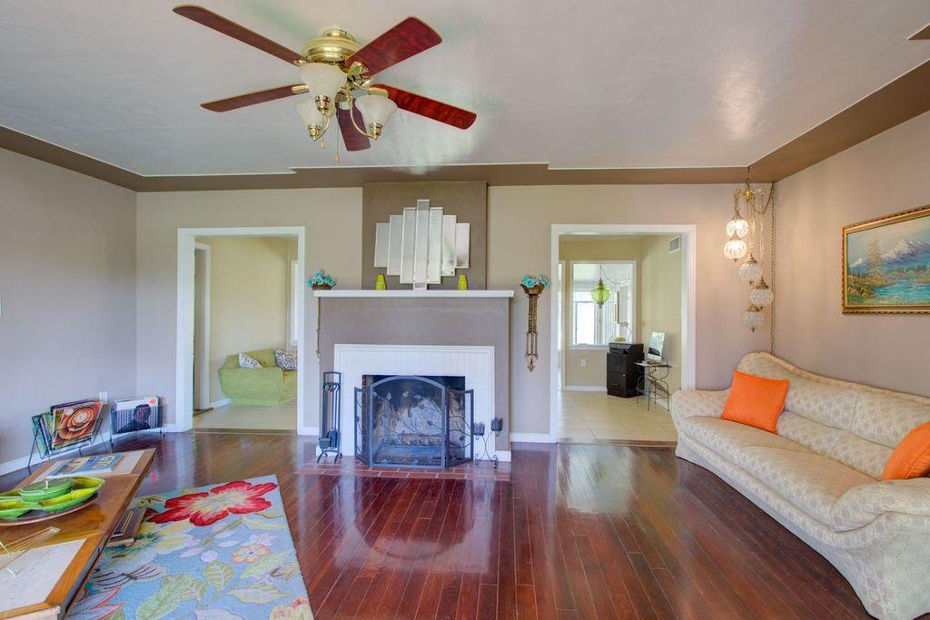 651 E 21st St, Merced, CA 95340