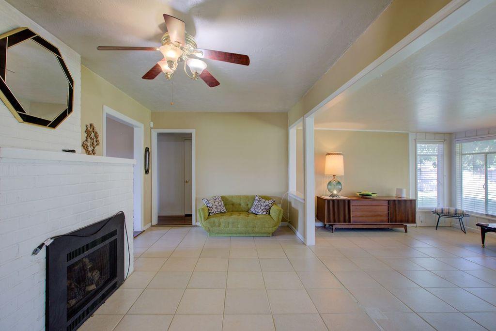 651 E 21st St, Merced, CA 95340