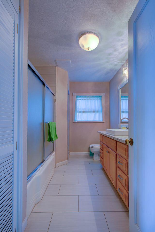 651 E 21st St, Merced, CA 95340