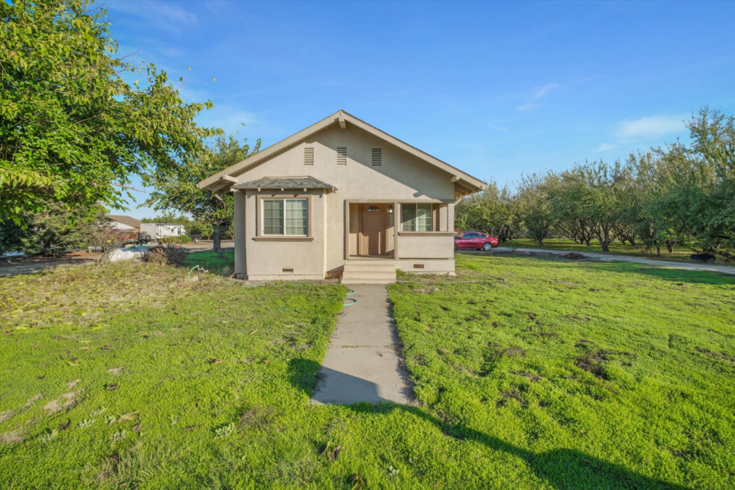 14057 E Clinton South Ave, Ripon, CA 95366