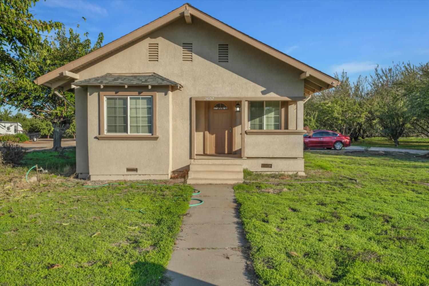 14057 E Clinton South Ave, Ripon, CA 95366
