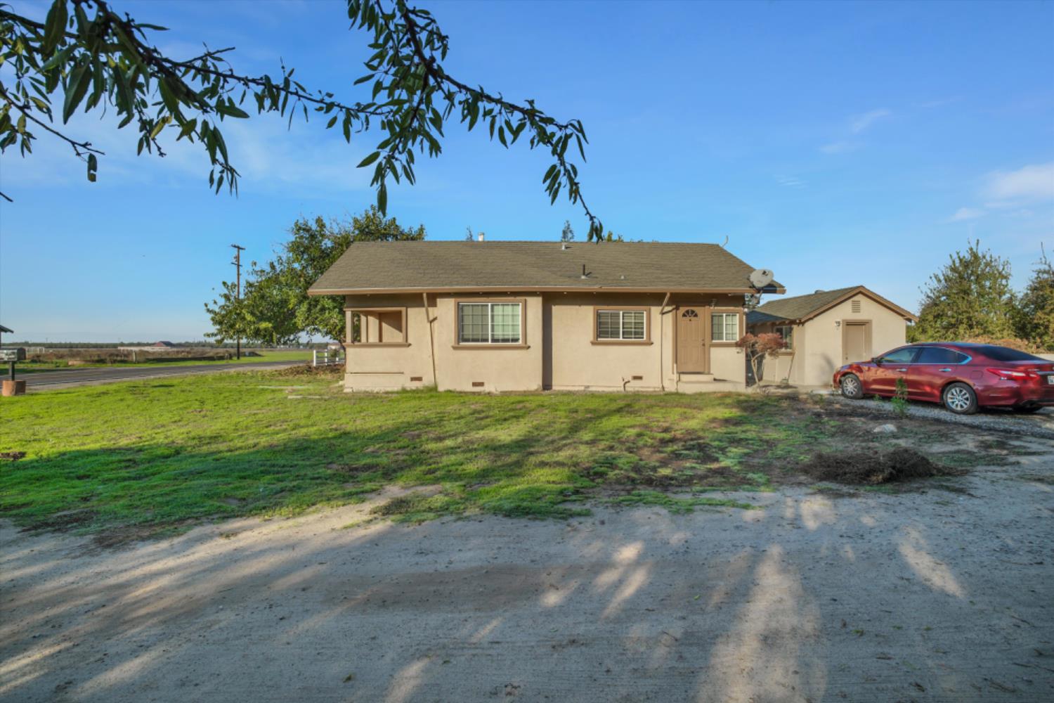 14057 E Clinton South Ave, Ripon, CA 95366