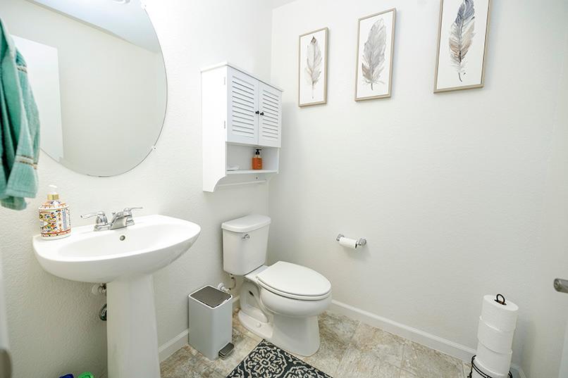 1435 W Woodward Ave, Manteca, CA 95337