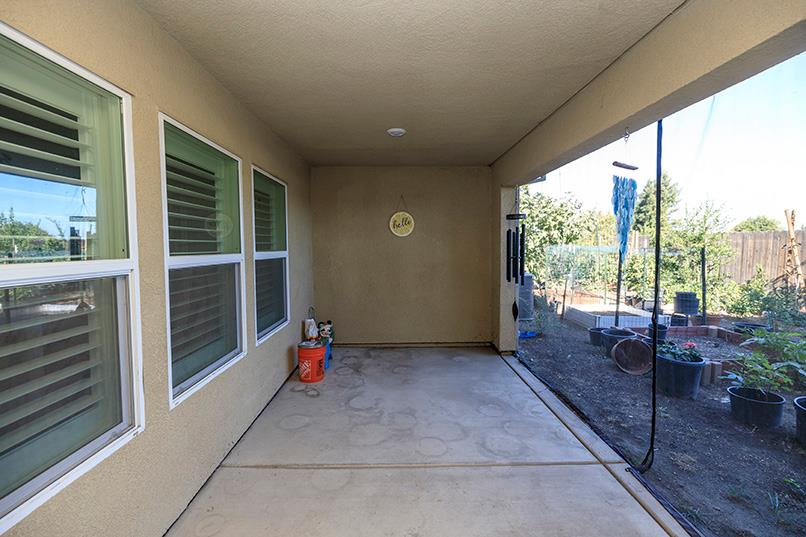 1435 W Woodward Ave, Manteca, CA 95337