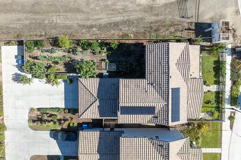 1435 W Woodward Ave, Manteca, CA 95337