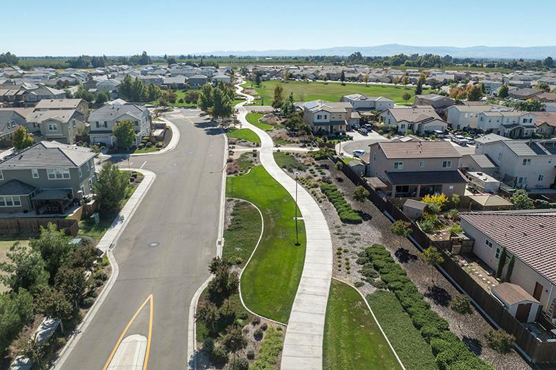 1435 W Woodward Ave, Manteca, CA 95337