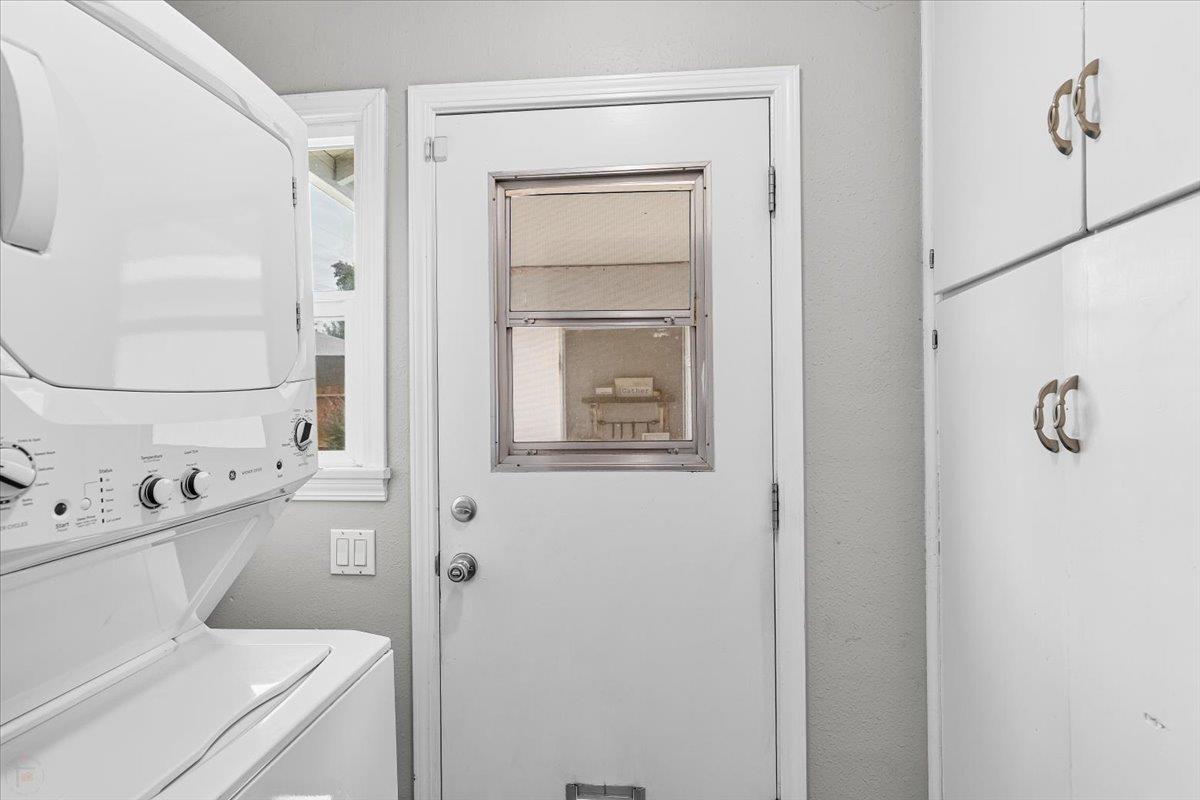 1109 Ulrich Ave, Modesto, CA 95350