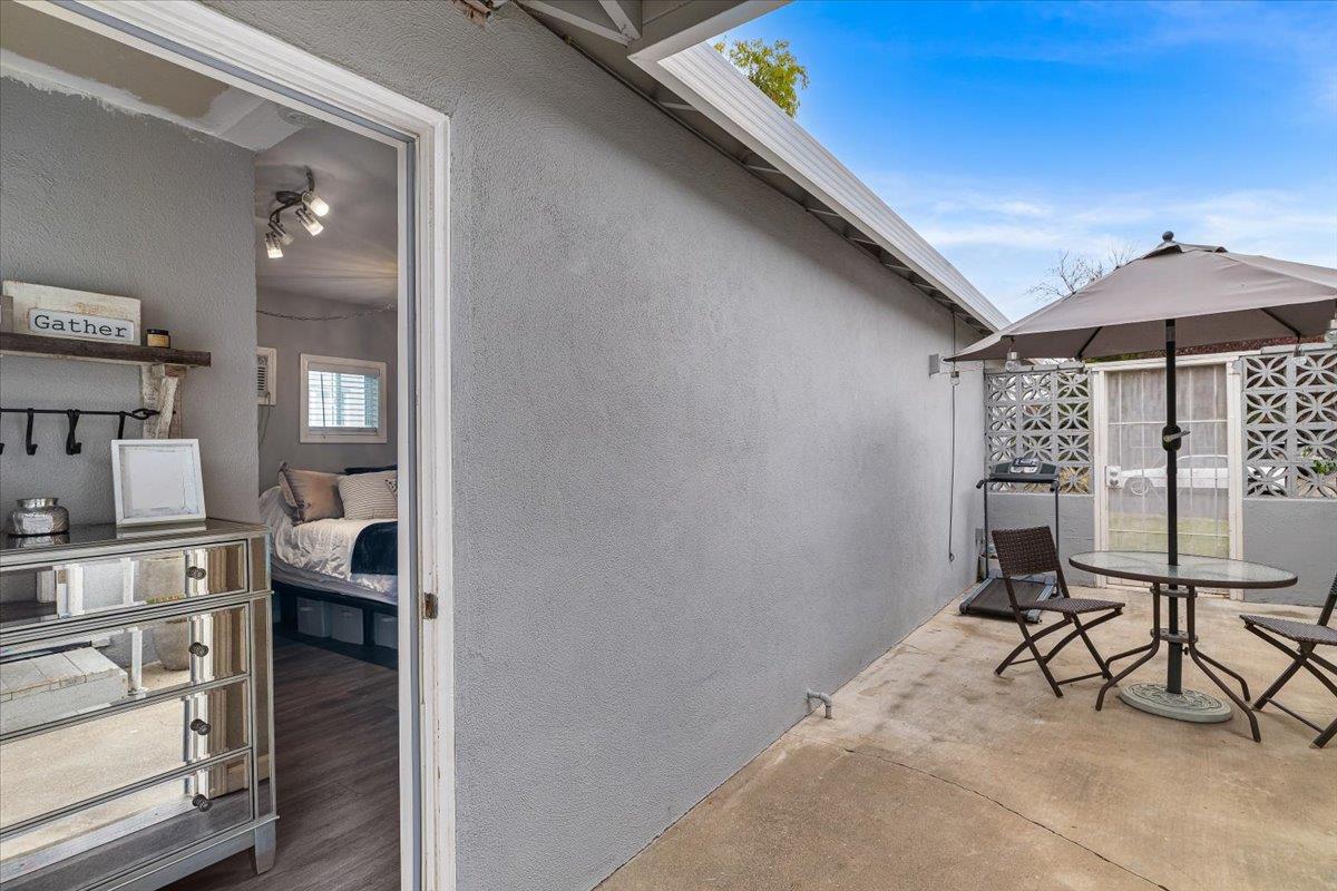 1109 Ulrich Ave, Modesto, CA 95350