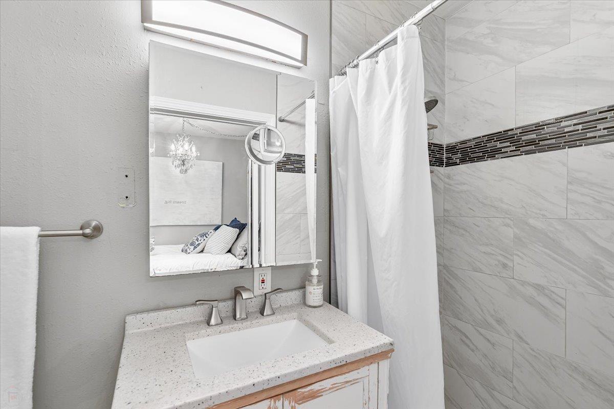 1109 Ulrich Ave, Modesto, CA 95350