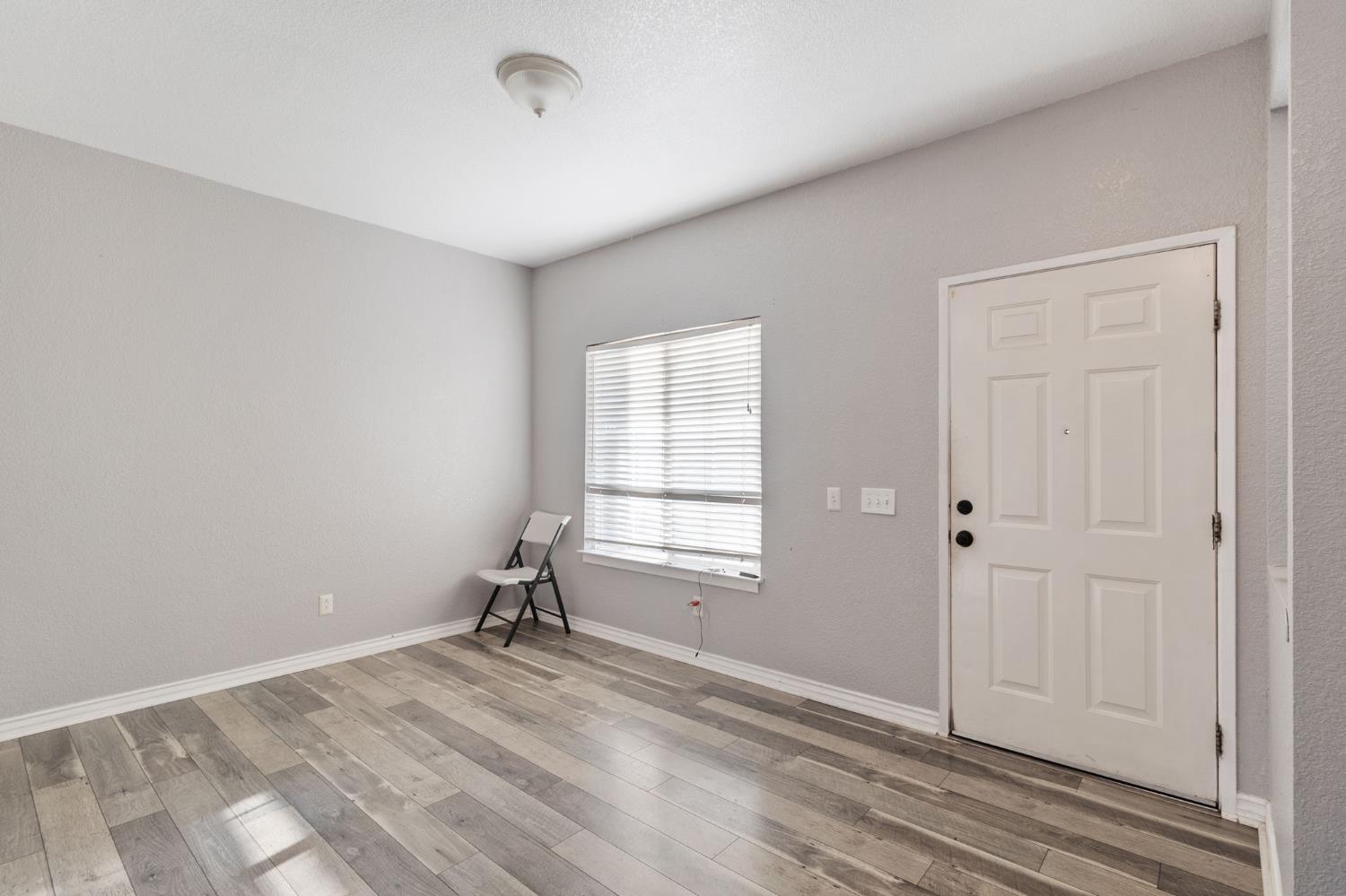 701 Palmer Pl, Atwater, CA 95301