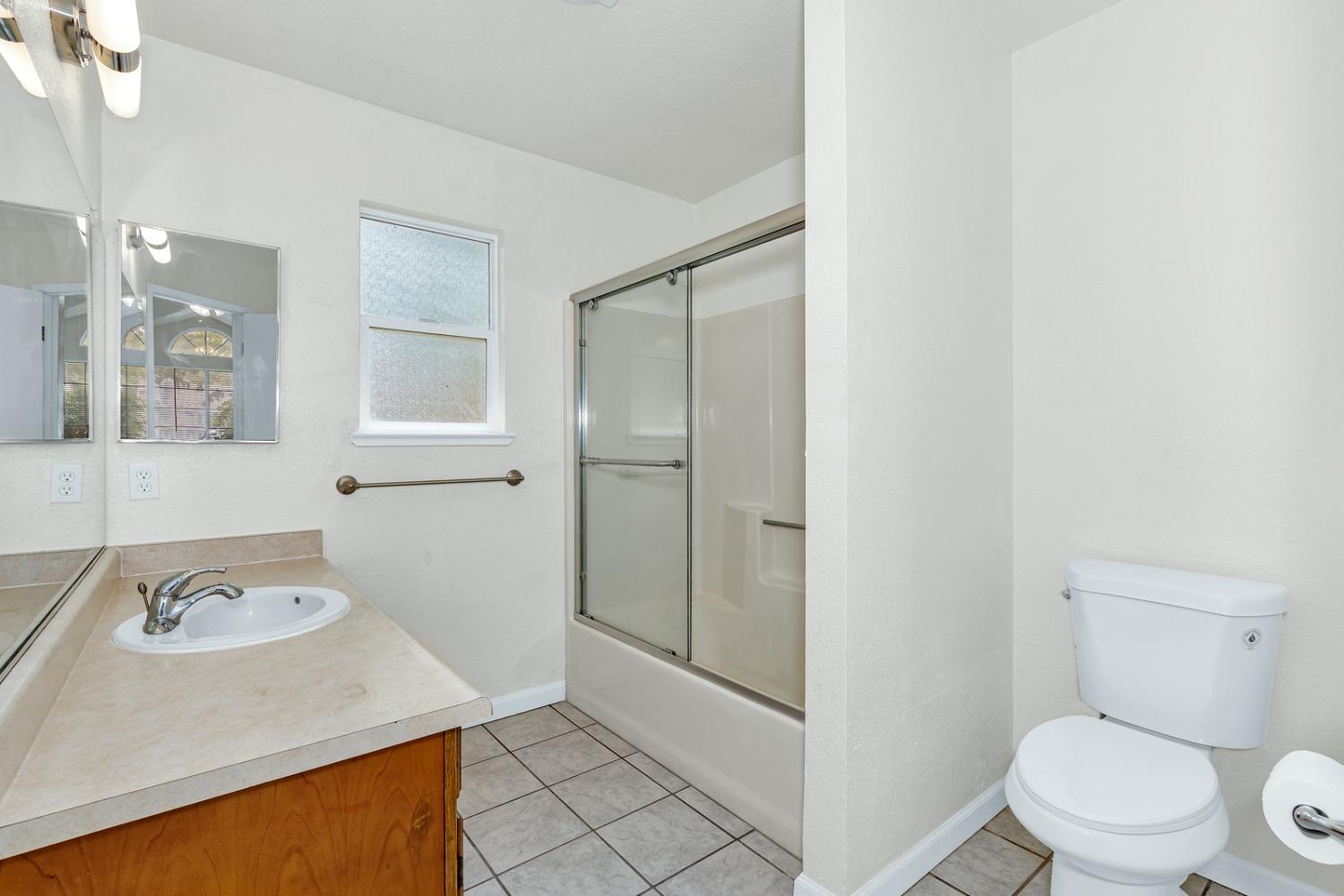 1948 Boise Ave, Modesto, CA 95358