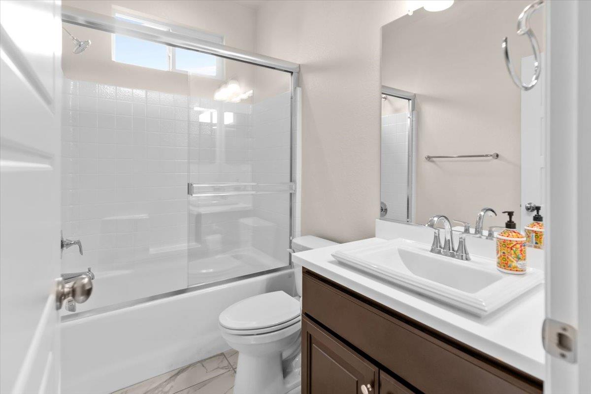 4368 Icon Ave, Modesto, CA 95356