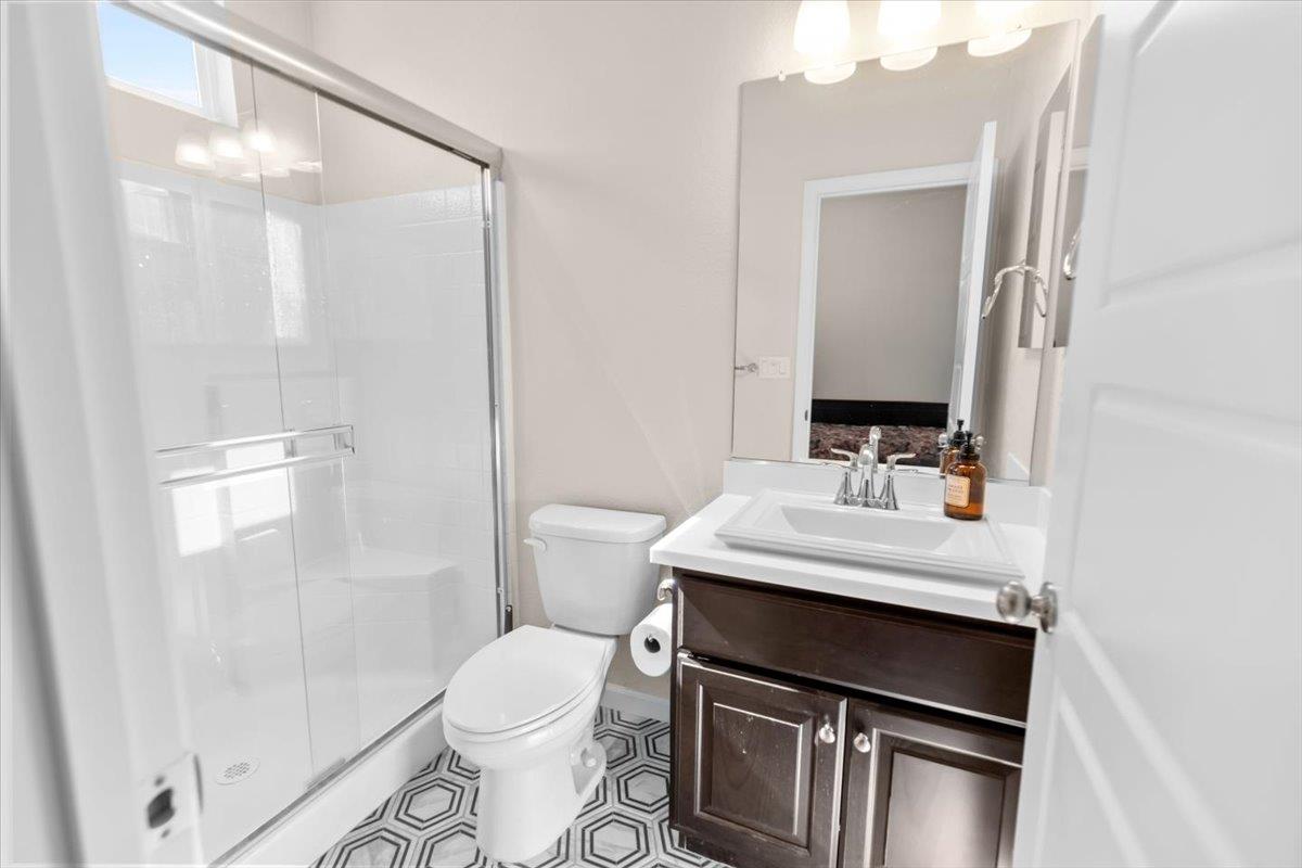 4368 Icon Ave, Modesto, CA 95356