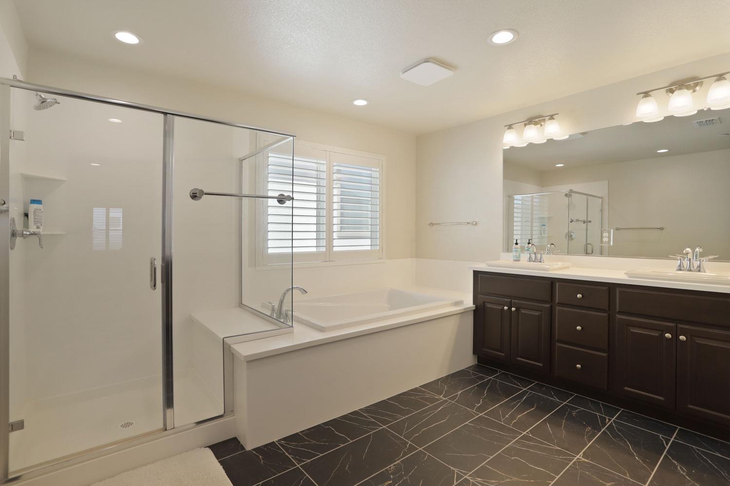 4368 Icon Ave, Modesto, CA 95356