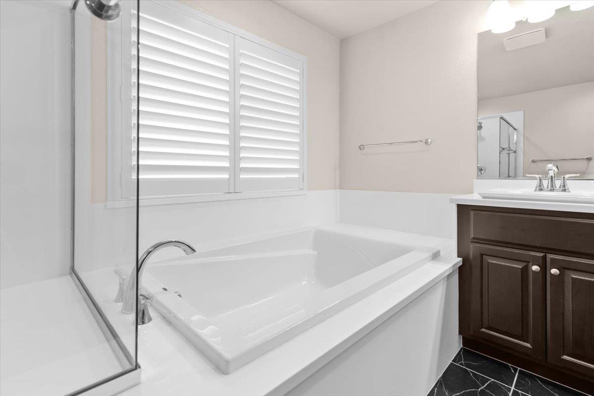 4368 Icon Ave, Modesto, CA 95356