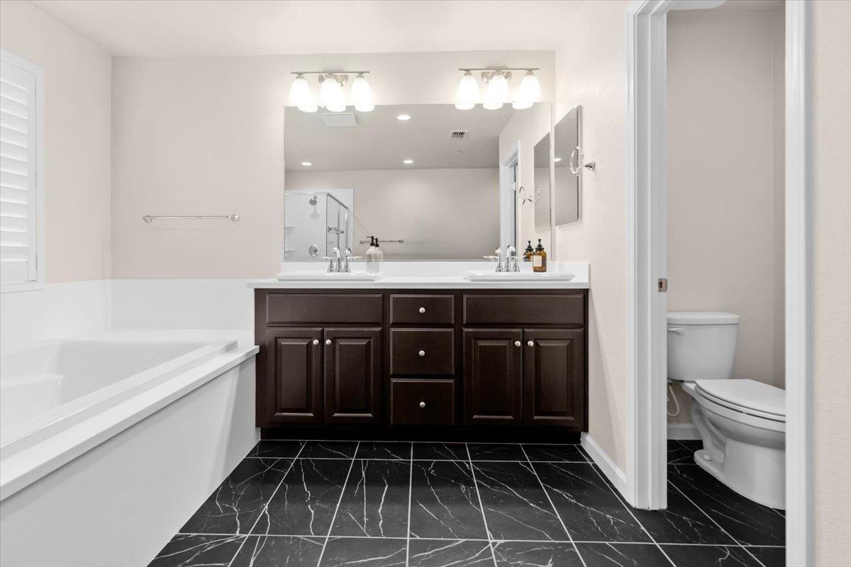 4368 Icon Ave, Modesto, CA 95356