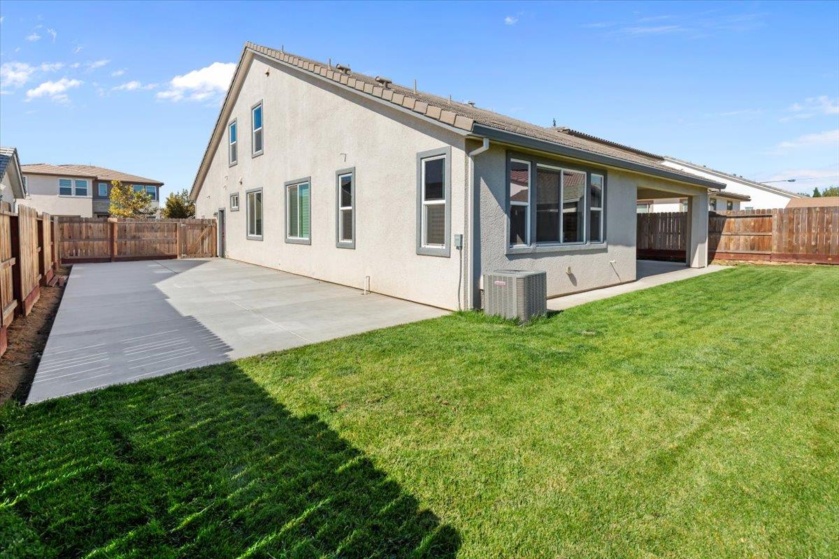 4368 Icon Ave, Modesto, CA 95356