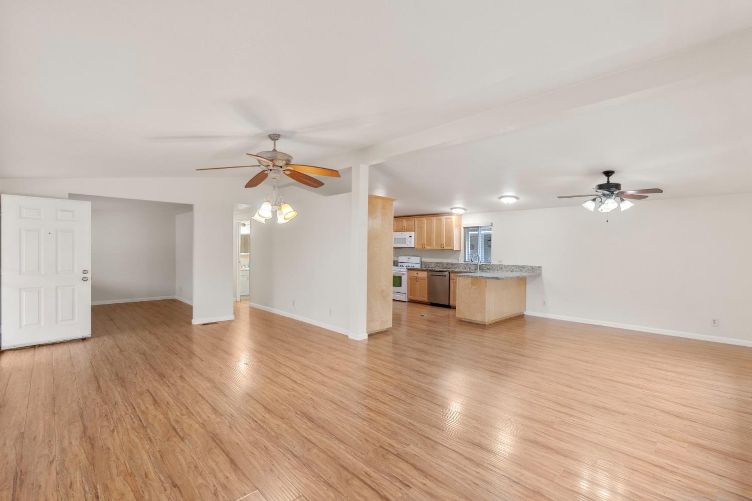 4325 Raiders Way, Modesto, CA 95355