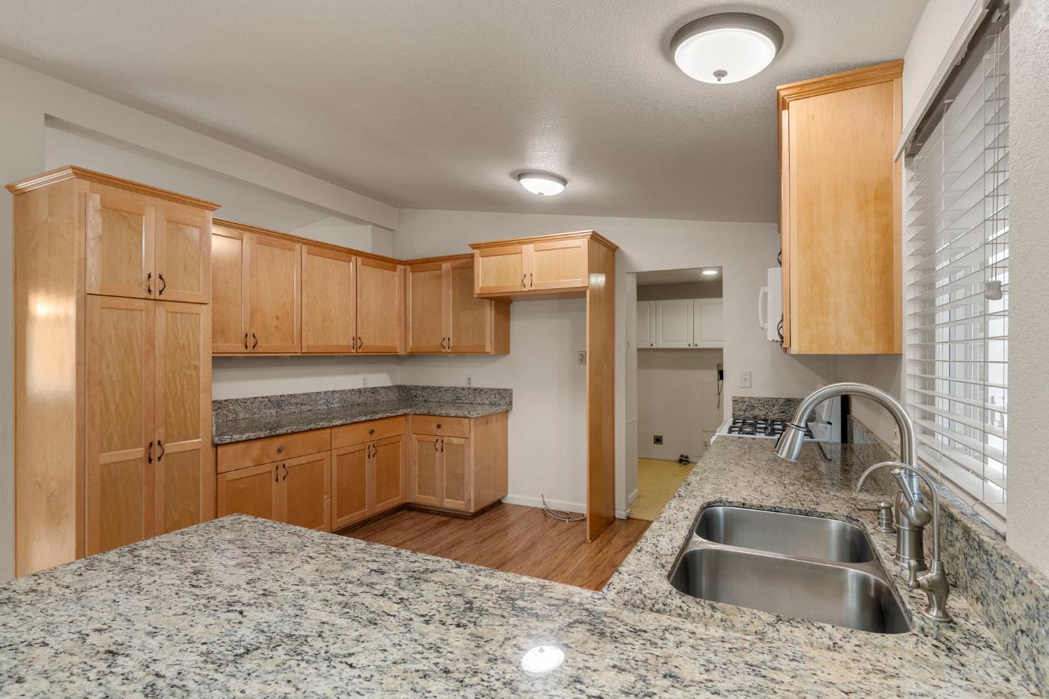 4325 Raiders Way, Modesto, CA 95355