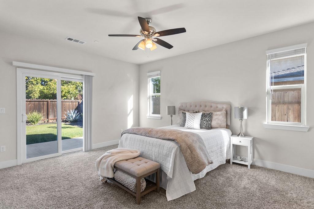 1972 Sugar Pine Dr, Oakdale, CA 95361