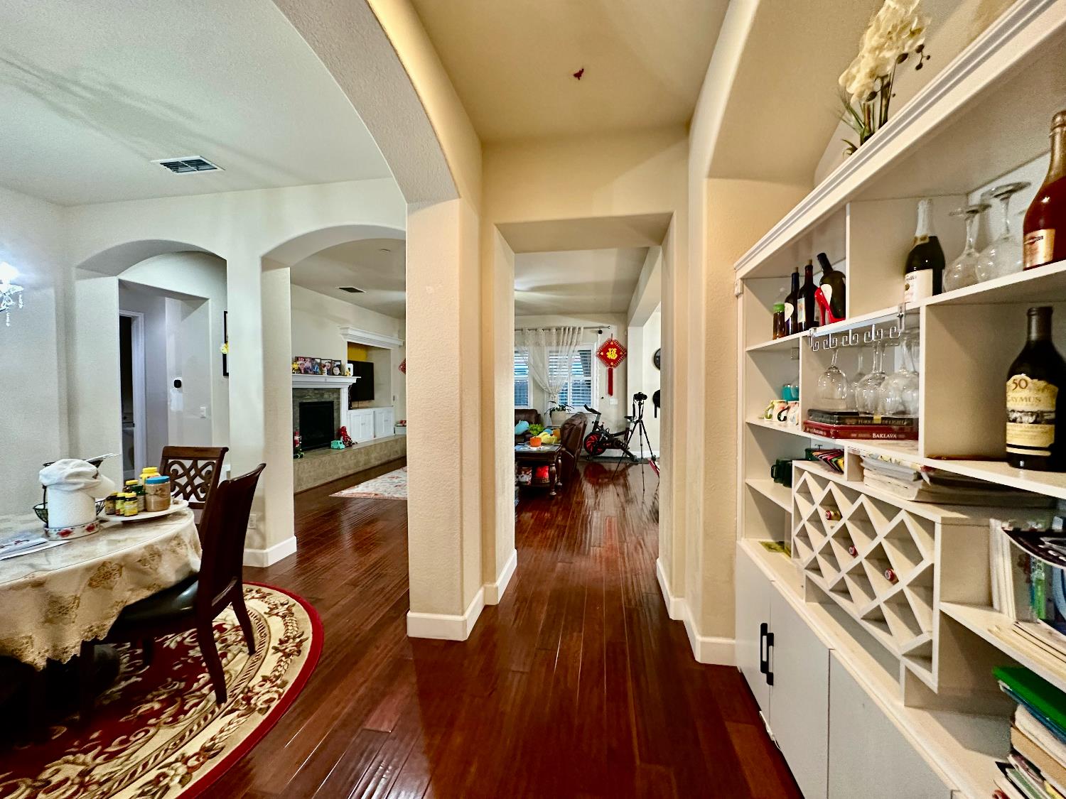 1059 Harvest Mill Dr, Manteca, CA 95336