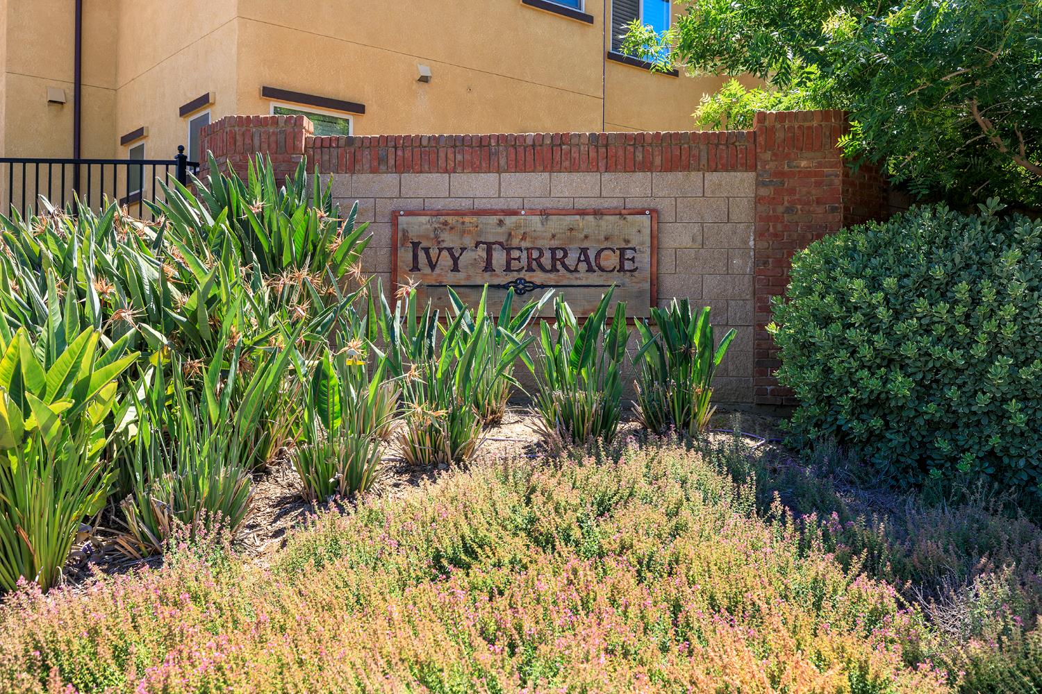 140 Ivy Ave #39, Patterson, CA 95363