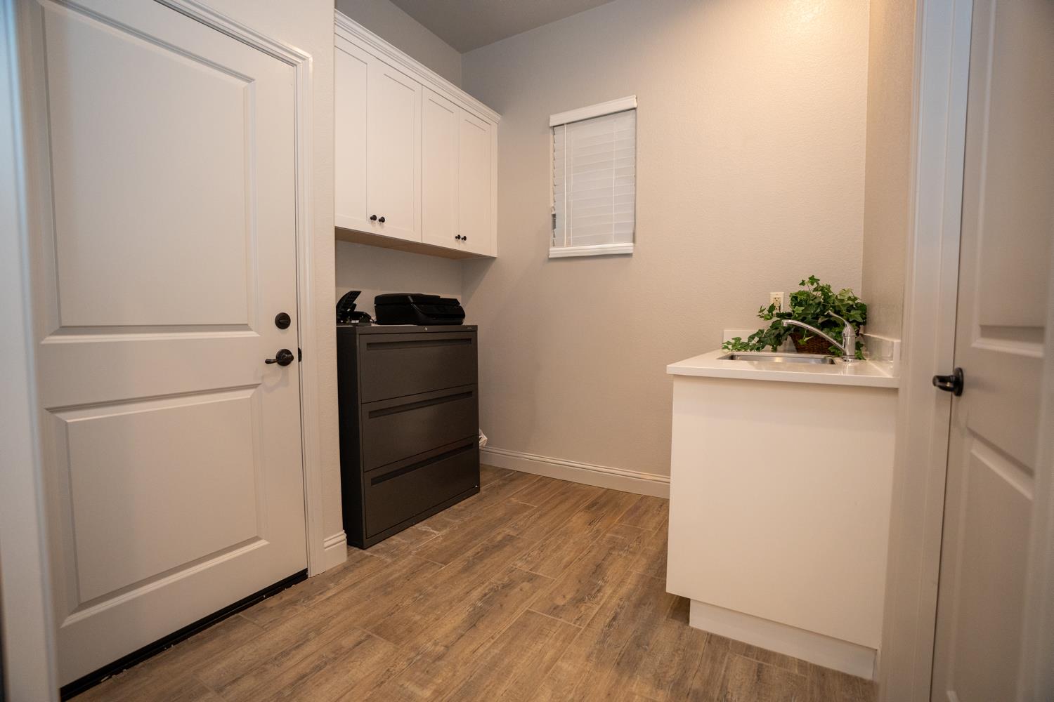 8683 N Verona Way, Hilmar, CA 95324