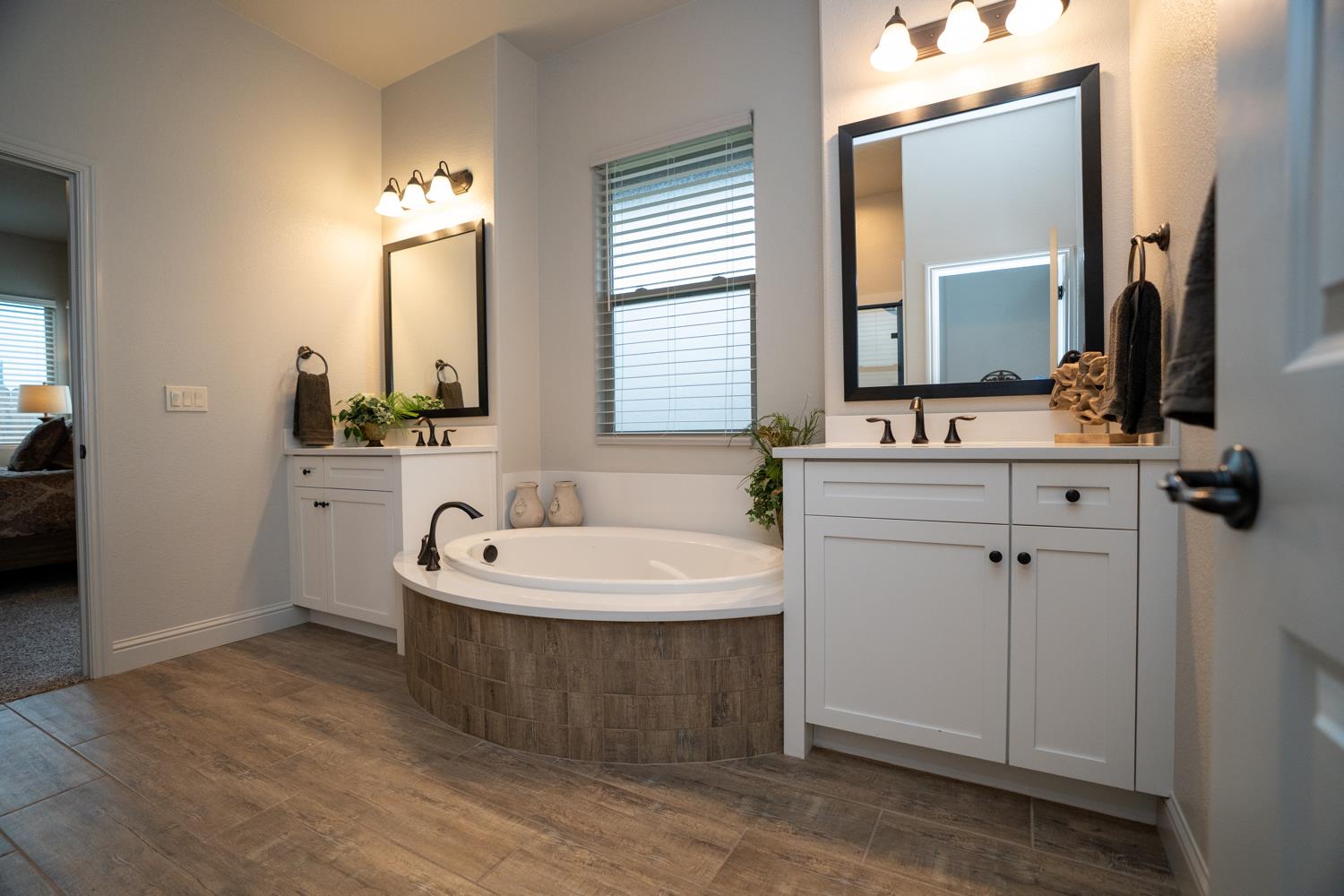 8683 N Verona Way, Hilmar, CA 95324