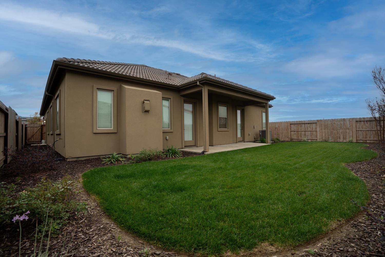 8683 N Verona Way, Hilmar, CA 95324