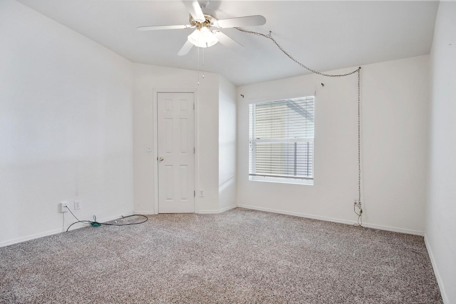 1500 Held #84, Modesto, CA 95355