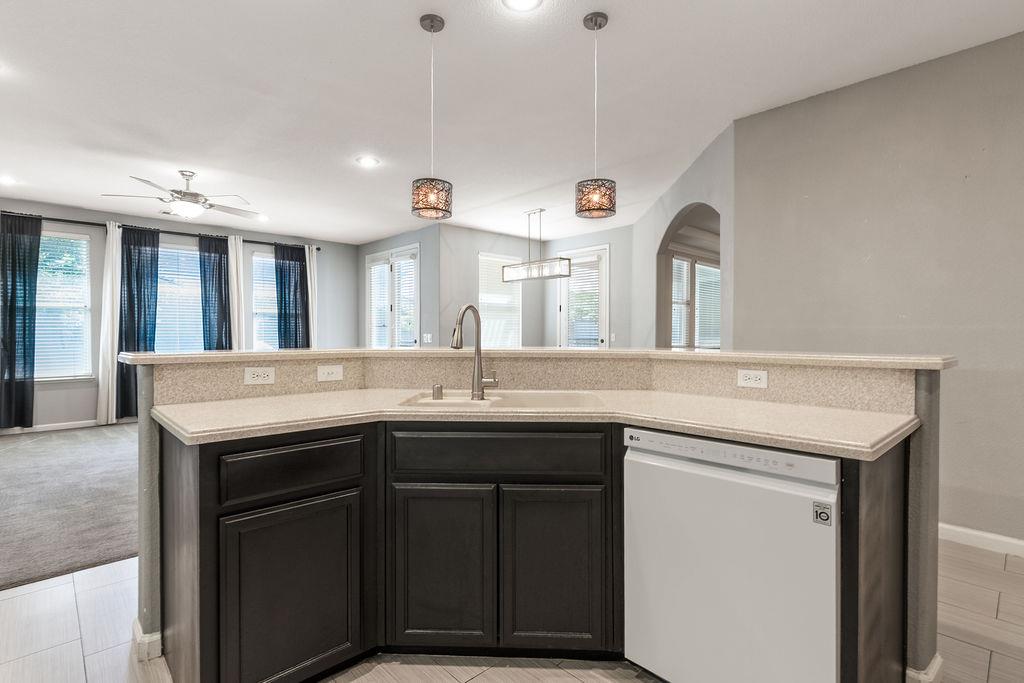 3604 Hillglen Ave, Modesto, CA 95355