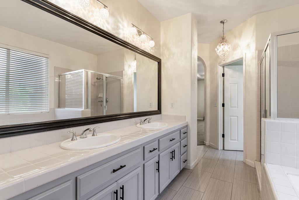 3604 Hillglen Ave, Modesto, CA 95355