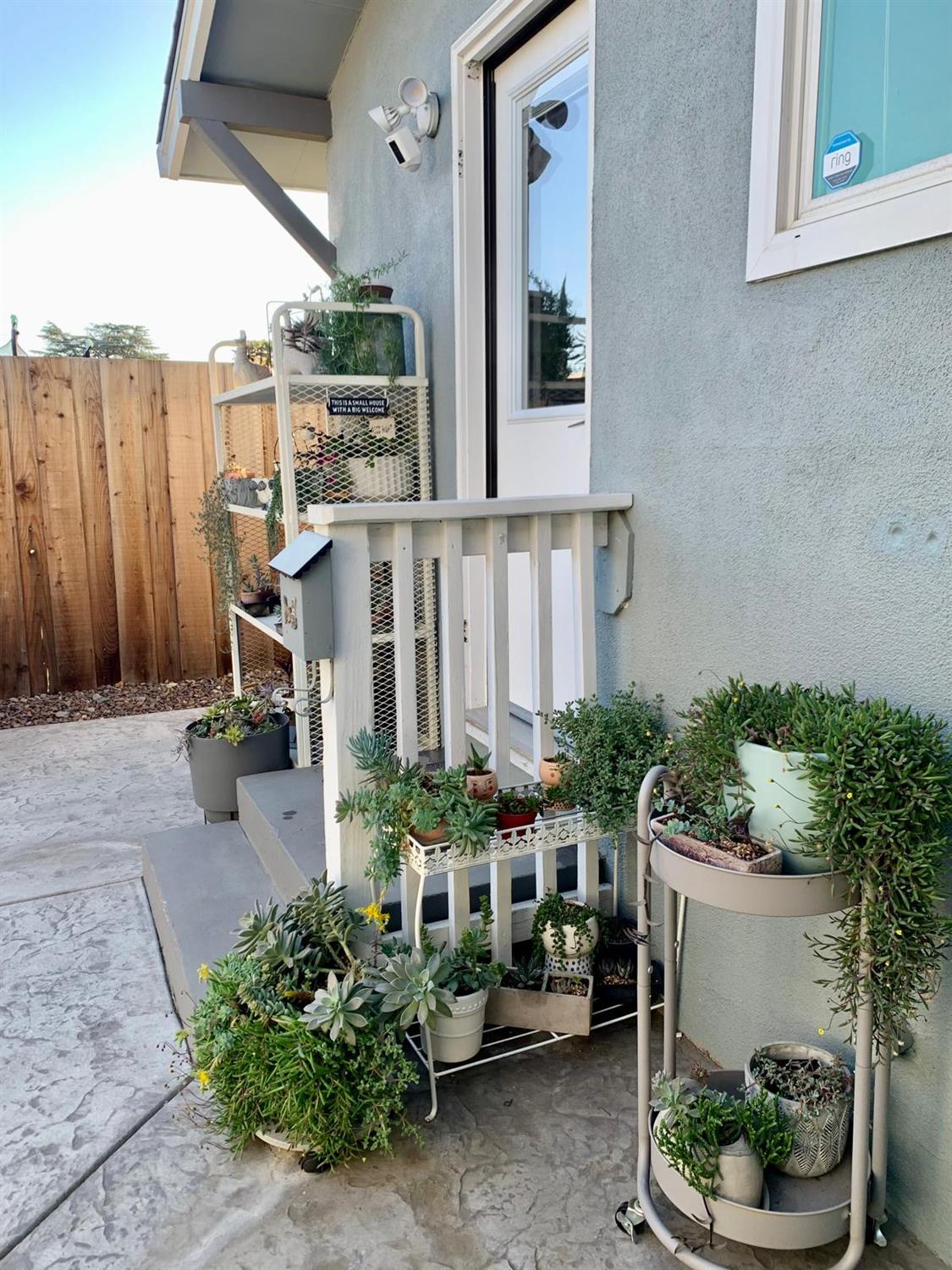 1105 1107 W G St, Oakdale, CA 95361