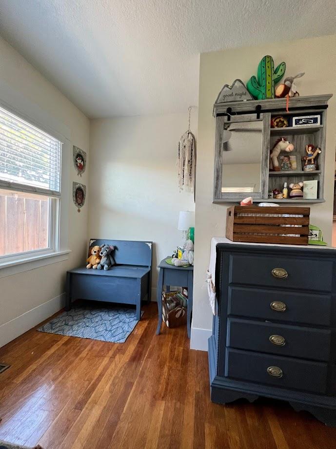 1105 1107 W G St, Oakdale, CA 95361