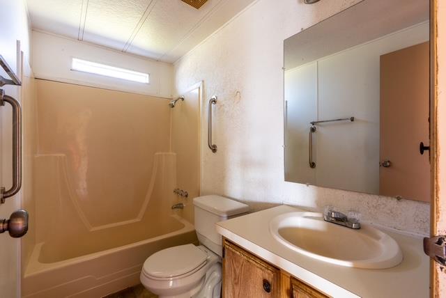 2499 E Gerard #132, Merced, CA 95341