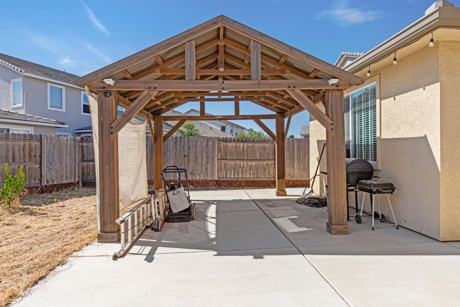 3264 Showcase Way, Modesto, CA 95356