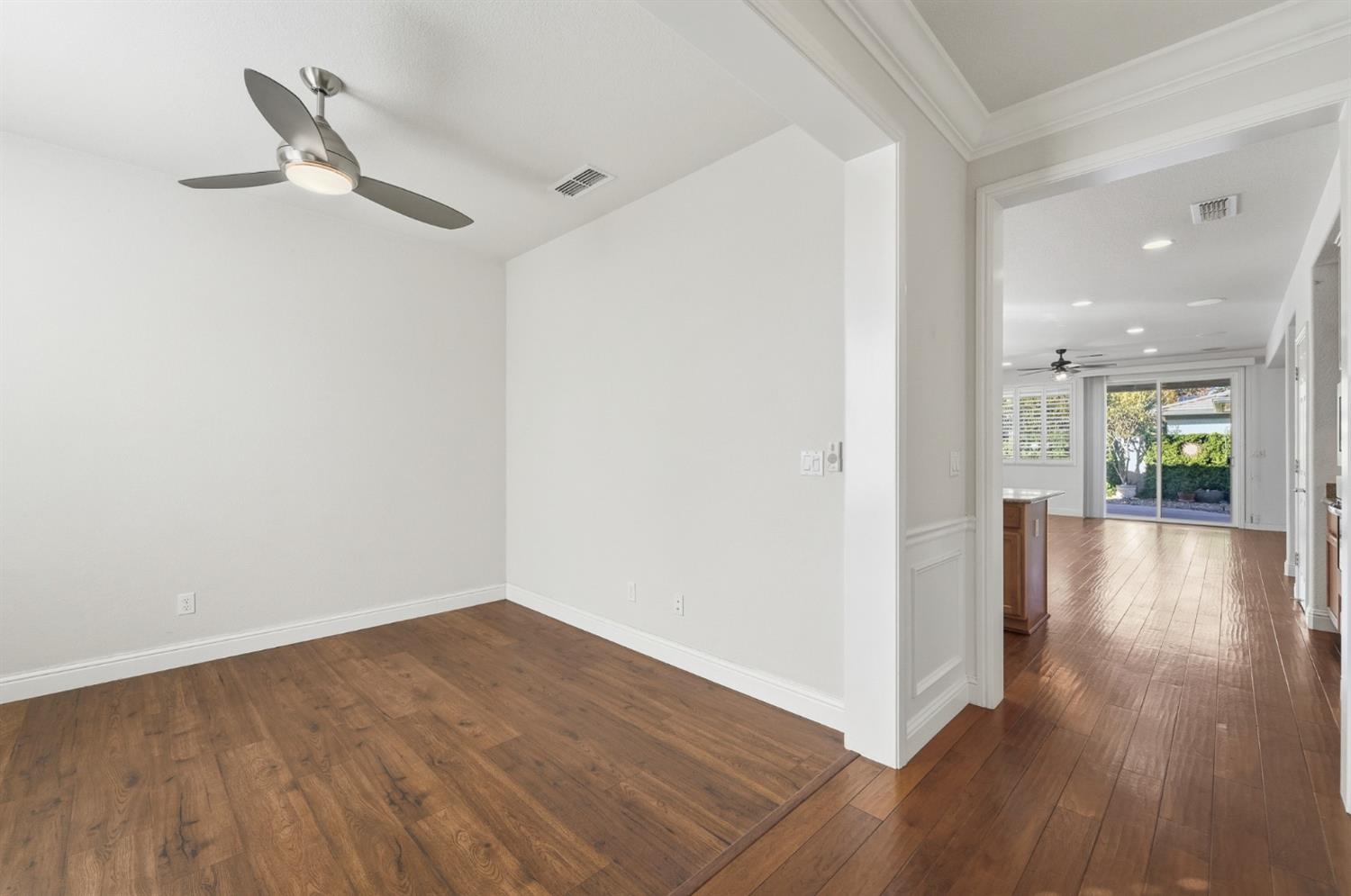 1739 Glenoaks St, Manteca, CA 95336