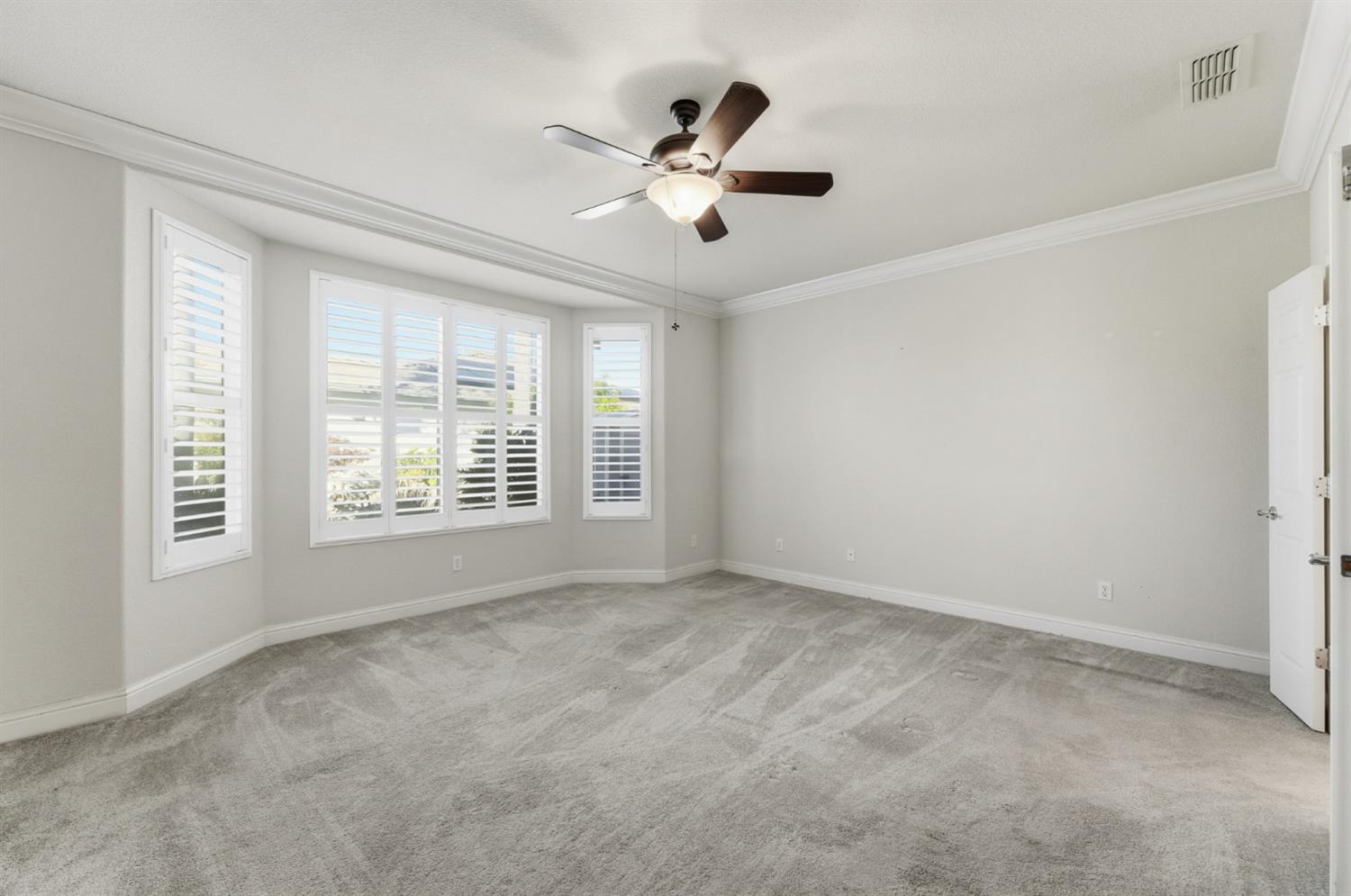 1739 Glenoaks St, Manteca, CA 95336