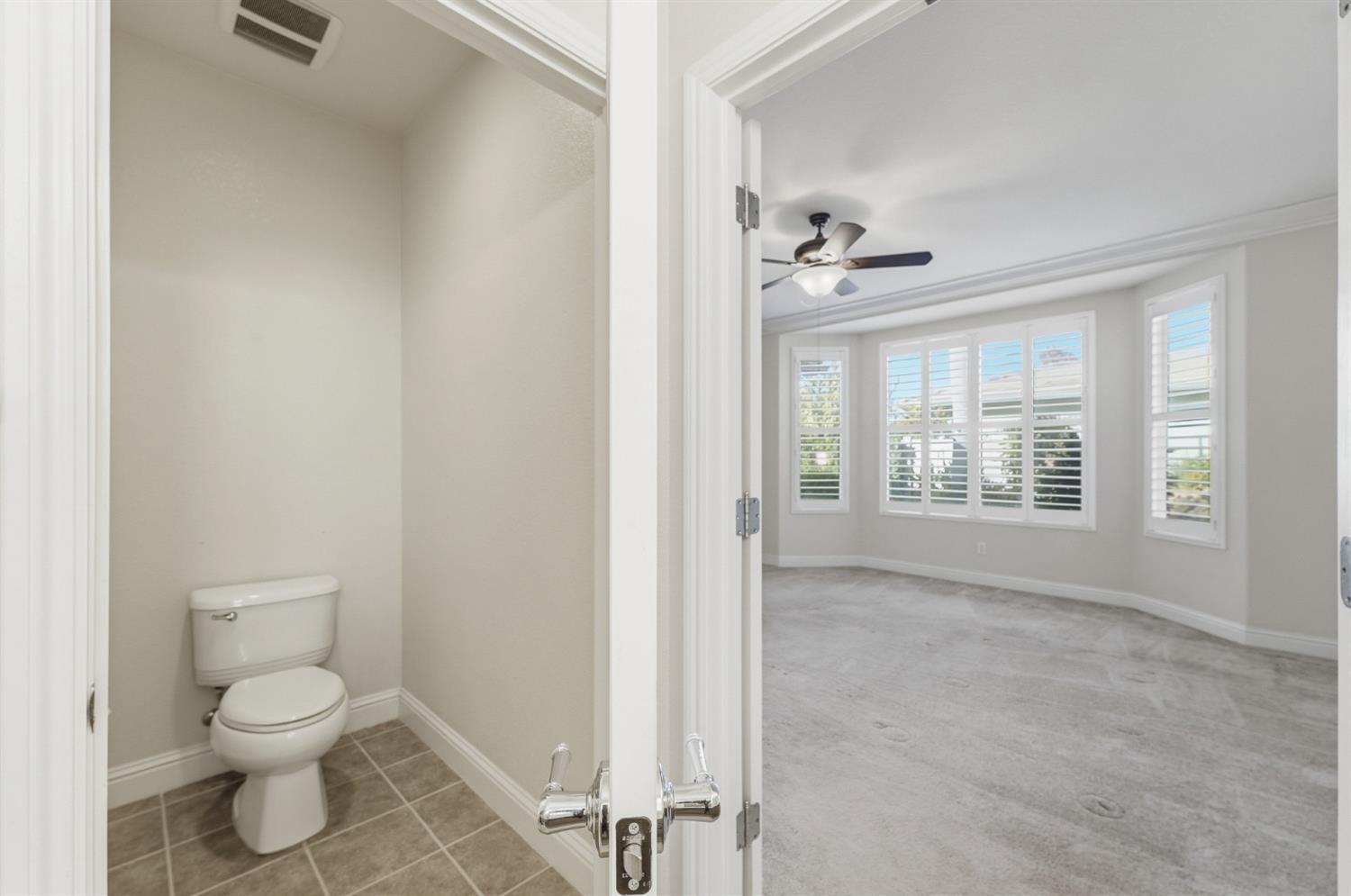 1739 Glenoaks St, Manteca, CA 95336