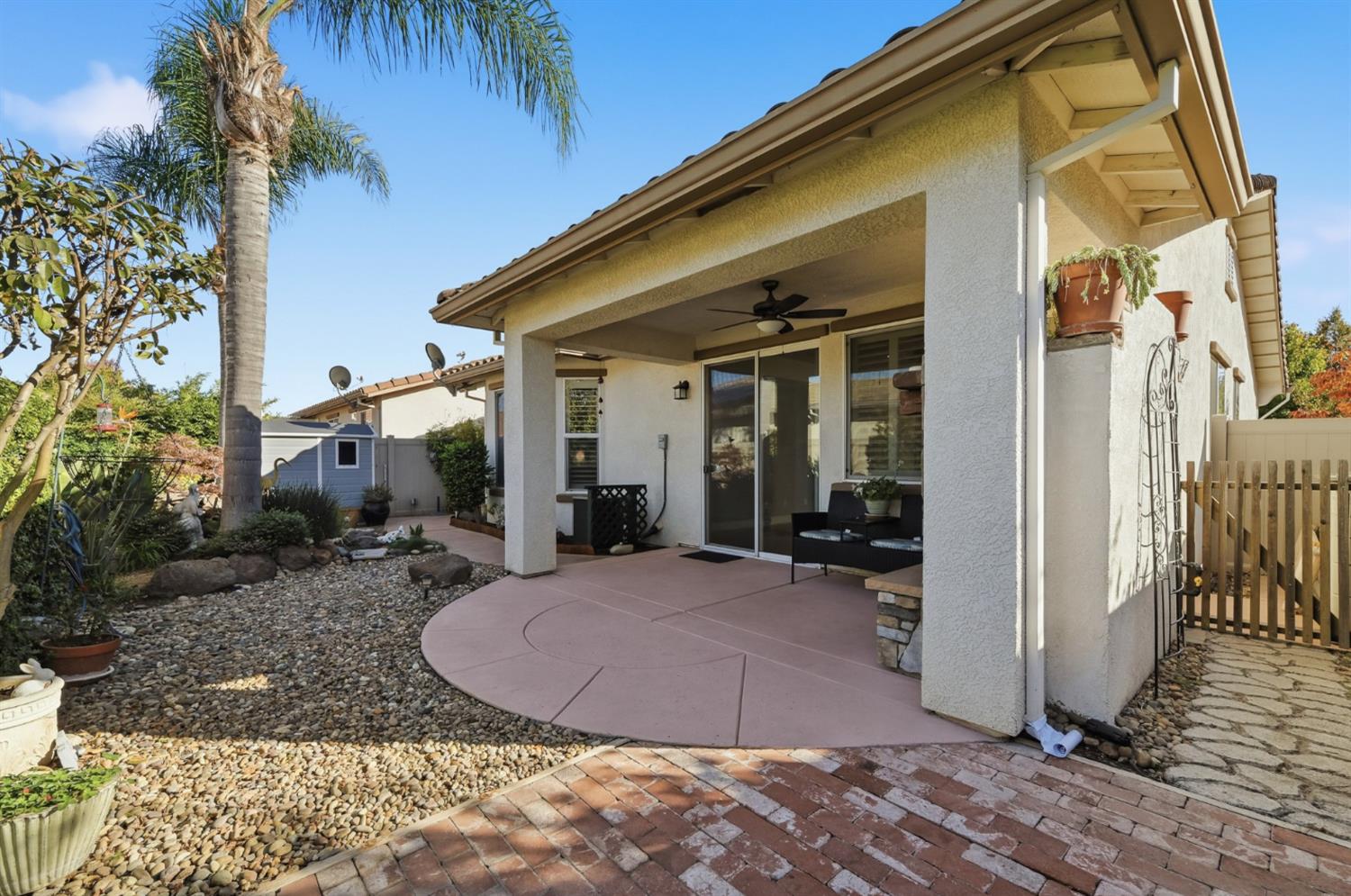 1739 Glenoaks St, Manteca, CA 95336