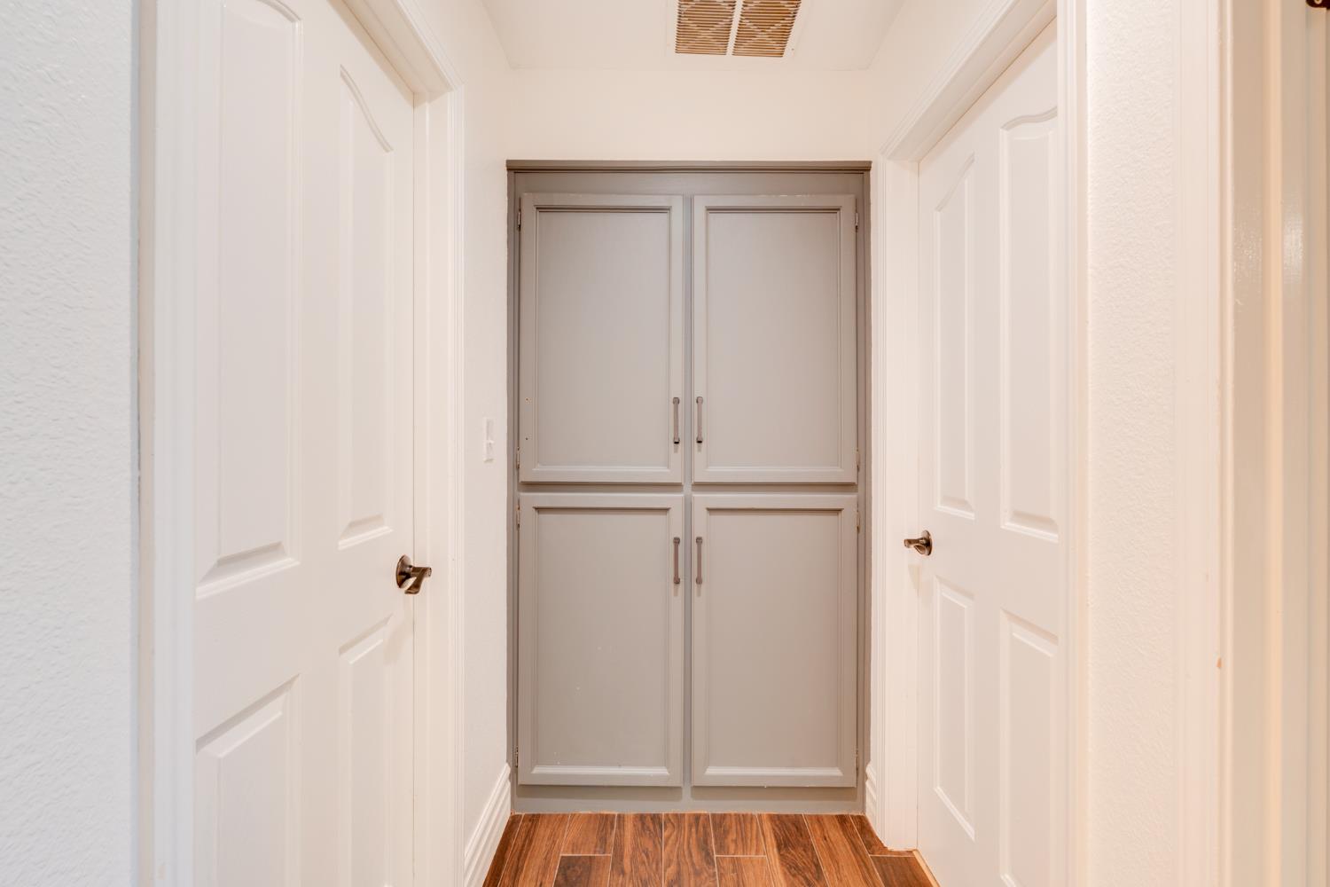 2337 Rainwood Ln, Oakdale, CA 95361