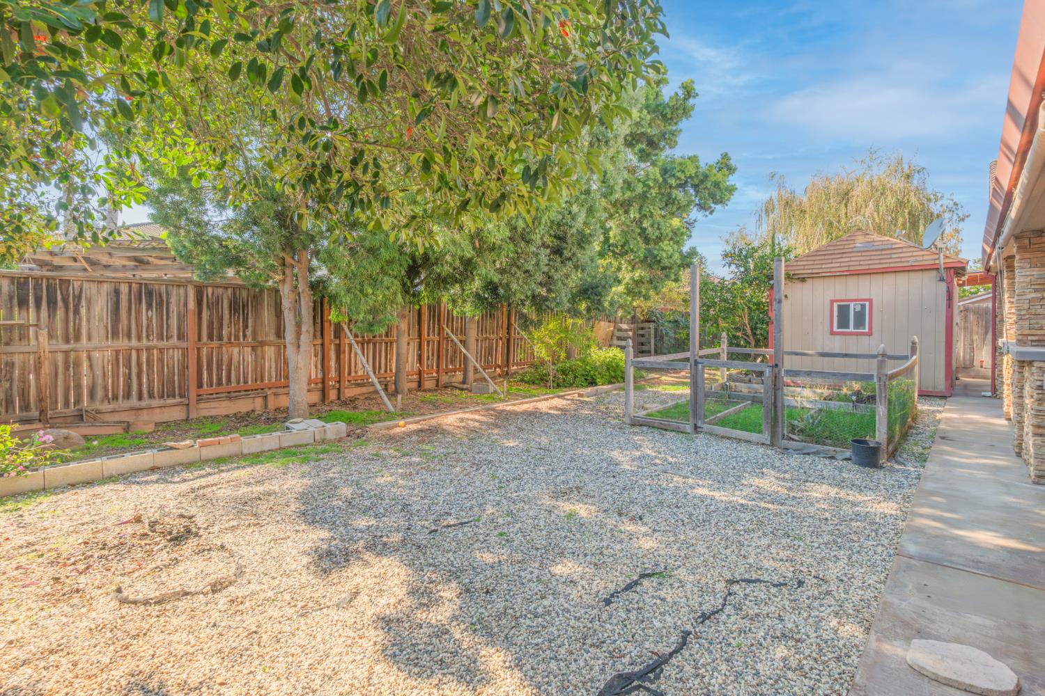 2337 Rainwood Ln, Oakdale, CA 95361