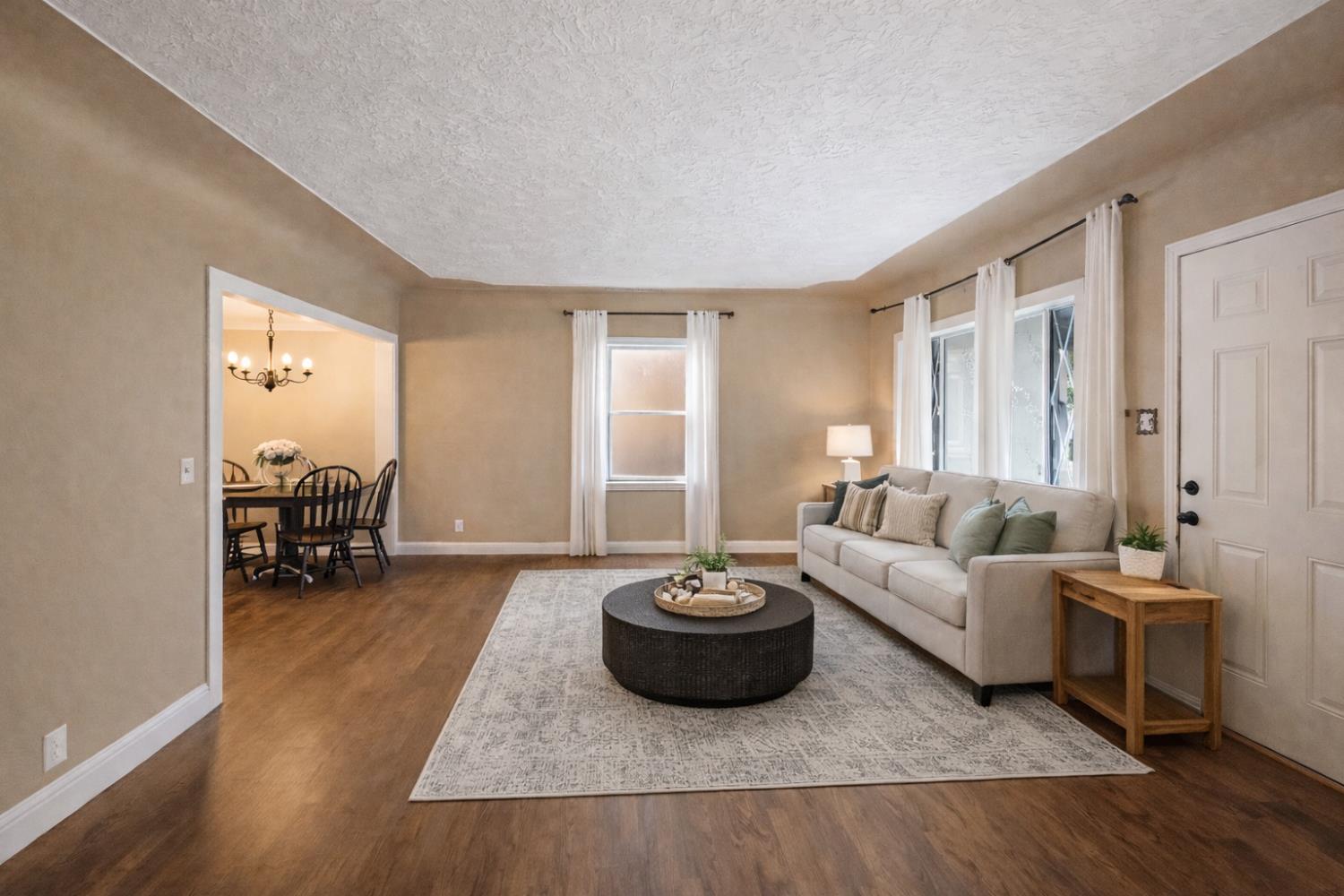 126 Wilson Ave, Modesto, CA 95354