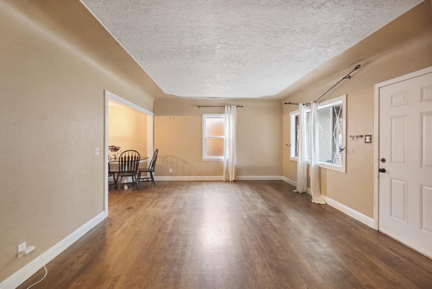 126 Wilson Ave, Modesto, CA 95354